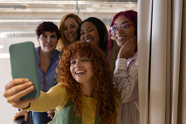 Unsafe Login Requests in Instagram Private Viewer Apps